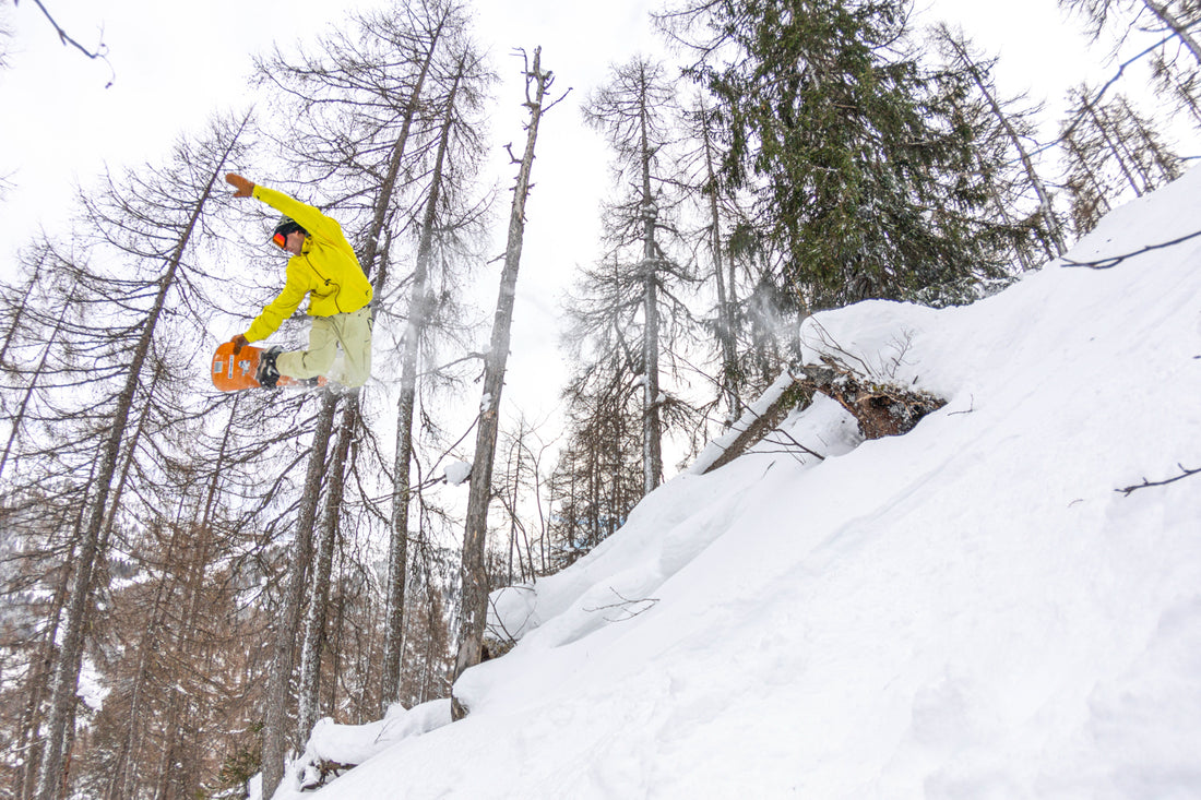 Snowboarding in the mountains 2024 Rome Snowboards 