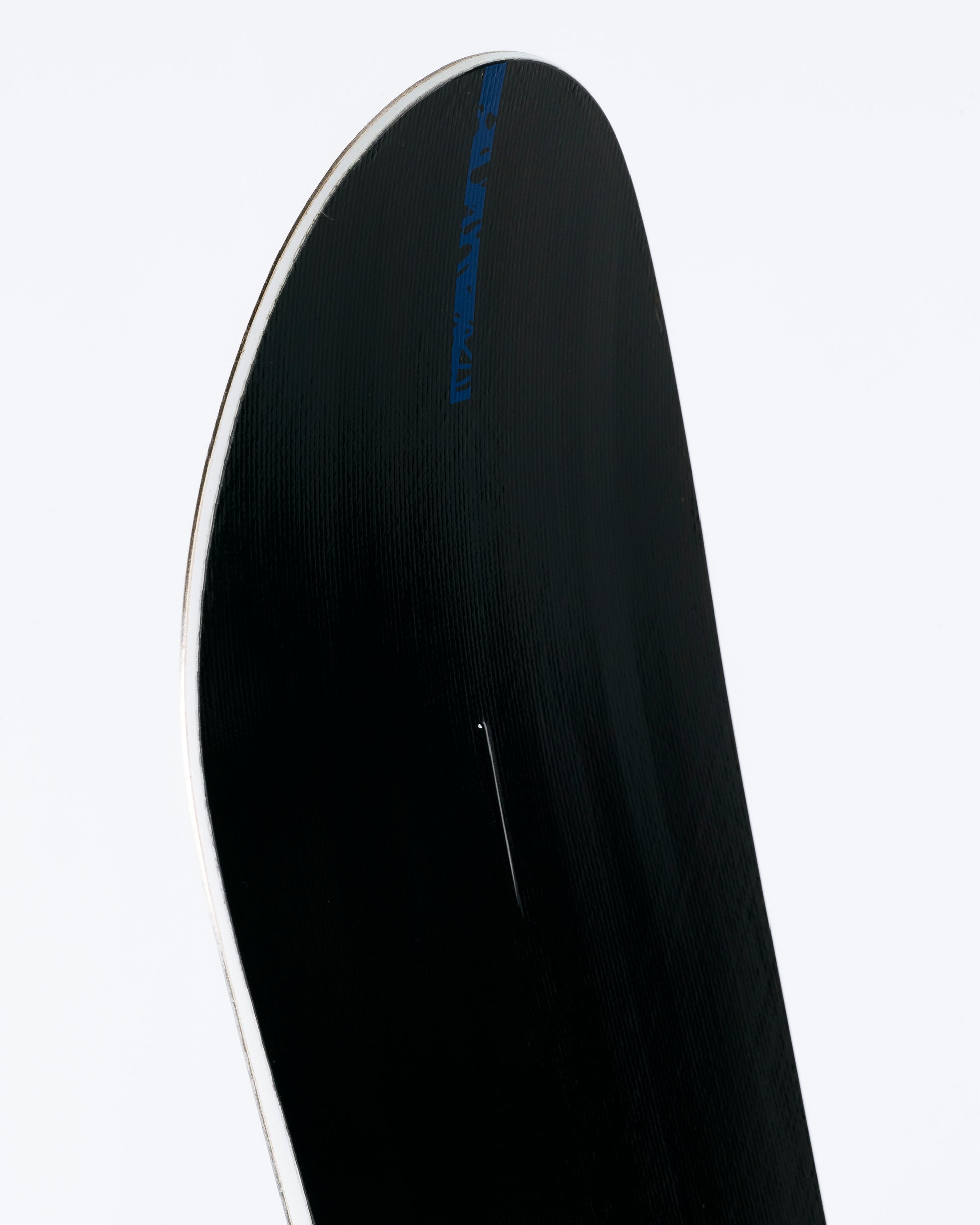 The nose of freeride snowboard with HotRod technology visible. Warden 2025 | Rome Snowboards™ 2025.